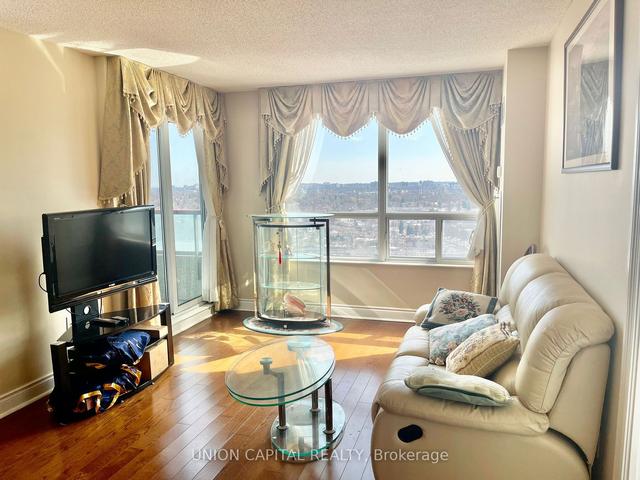 1802 - 50 Brian Harrison Way, Condo with 3 bedrooms, 2 bathrooms and 1 parking in Toronto ON | Image 13