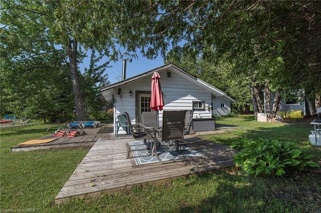 a&b - 154 North Beaver Lake Road, House detached with 2 bedrooms, 1 bathrooms and null parking in Stone Mills ON | Image 19