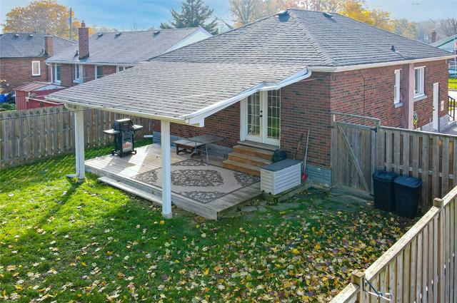 303 Cadillac Ave S, House detached with 2 bedrooms, 2 bathrooms and 4 parking in Oshawa ON | Image 30