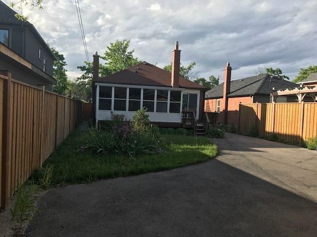 97 Edgecroft Rd, House detached with 2 bedrooms, 2 bathrooms and 6 parking in Toronto ON | Image 13