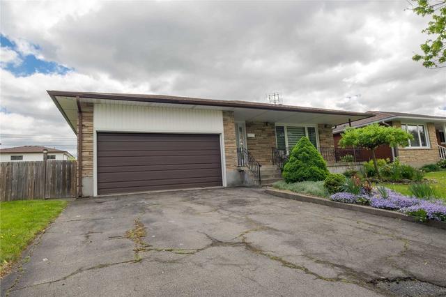 52 Eastdale Cres, House detached with 3 bedrooms, 2 bathrooms and 2 parking in Welland ON | Image 1
