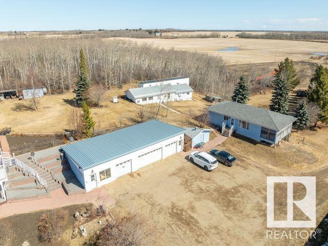 56308 Rge Rd 240, House detached with 3 bedrooms, 2 bathrooms and null parking in Bon Accord AB | Image 17