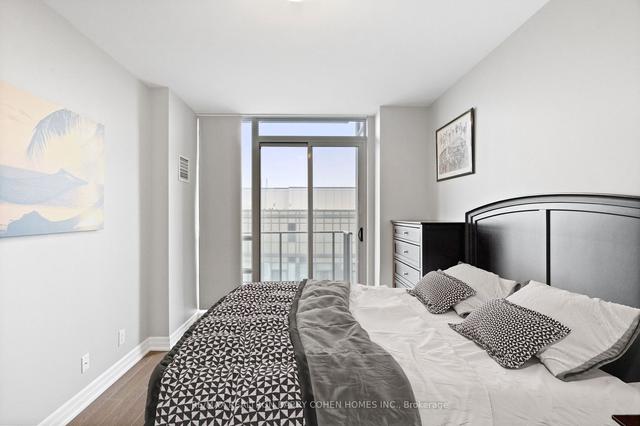 2102 - 500 St Clair Ave W, Condo with 1 bedrooms, 1 bathrooms and 1 parking in Toronto ON | Image 4