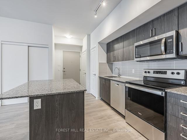 401 - 10 Meadowglen Pl, Condo with 3 bedrooms, 2 bathrooms and 1 parking in Toronto ON | Image 32