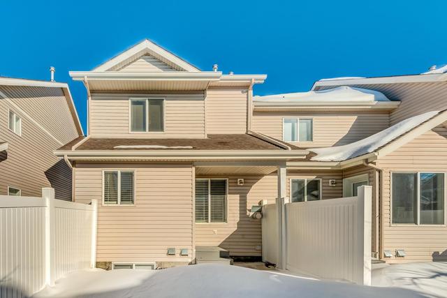 186 Royal Oak Gardens Nw, Home with 3 bedrooms, 1 bathrooms and 2 parking in Calgary AB | Image 24