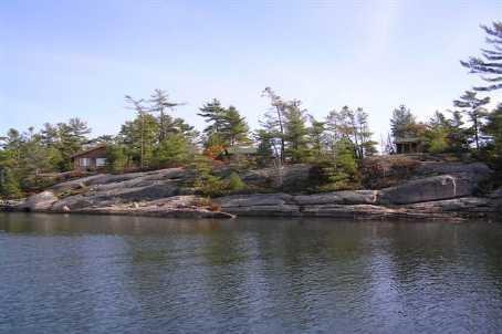 0 Bernadette Island, House detached with 4 bedrooms, 2 bathrooms and null parking in Georgian Bay ON | Image 1