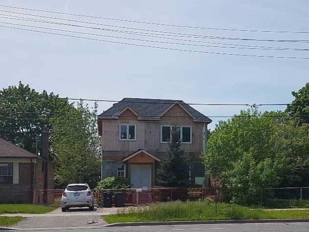 920 Islington Ave, House detached with 3 bedrooms, 4 bathrooms and 1 parking in Toronto ON | Image 1