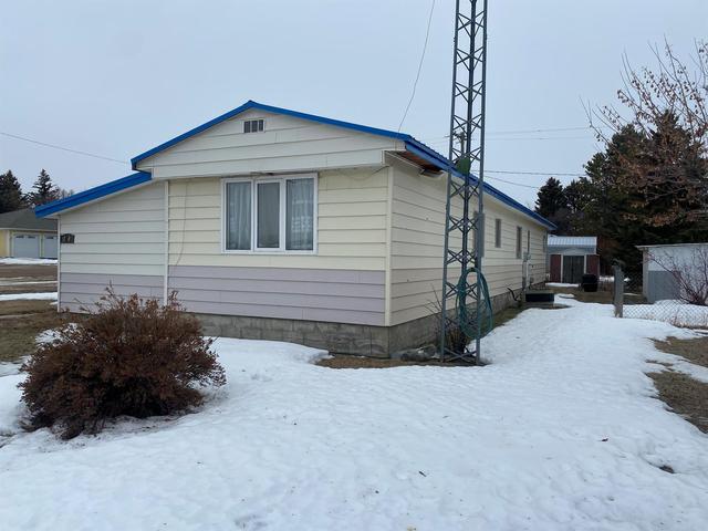 100 Ottawa Square N, House detached with 3 bedrooms, 1 bathrooms and 1 parking in Taber MD AB | Image 25