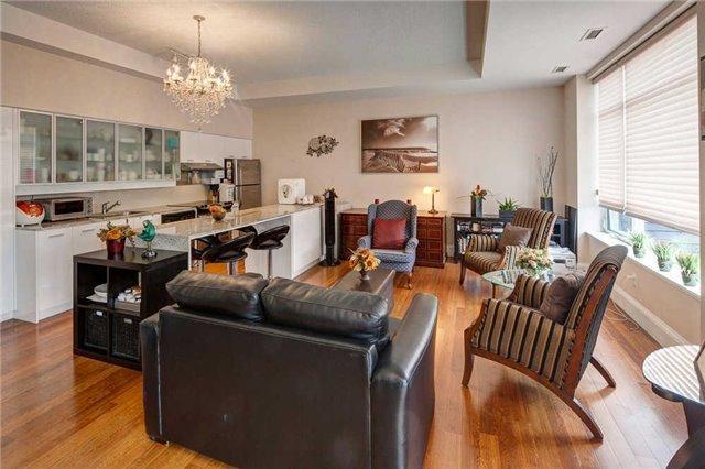 th05 - 25 Singer Crt, Townhouse with 3 bedrooms, 3 bathrooms and 2 parking in Toronto ON | Image 5