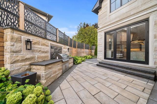205 The Bridle Path, House detached with 5 bedrooms, 9 bathrooms and 11 parking in Toronto ON | Image 30
