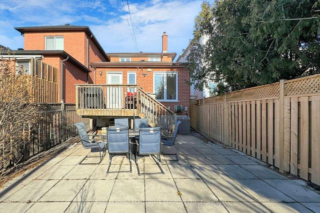 550 Westmount Ave, House detached with 4 bedrooms, 3 bathrooms and 3 parking in Toronto ON | Image 26