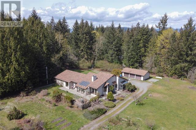 4702 Sahtlam Estates Rd, House detached with 4 bedrooms, 4 bathrooms and 10 parking in Cowichan Valley E BC | Image 1