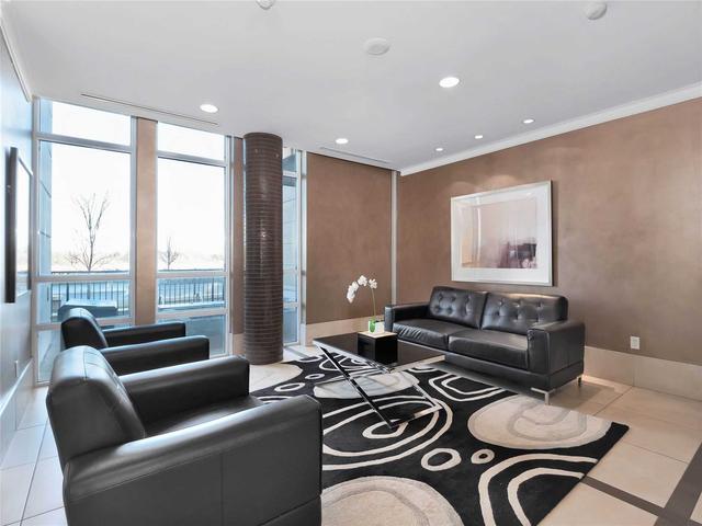 702 - 131 Upper Duke Cres, Condo with 2 bedrooms, 2 bathrooms and 1 parking in Markham ON | Image 13