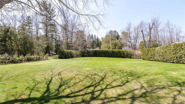 320 Lakeshore Rd E, House detached with 3 bedrooms, 2 bathrooms and 5 parking in Oro Medonte ON | Image 36