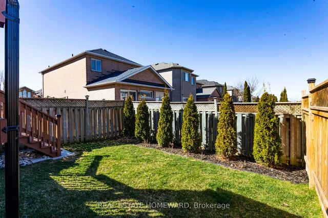 42 Perfitt Cres, House detached with 3 bedrooms, 4 bathrooms and 5 parking in Ajax ON | Image 30