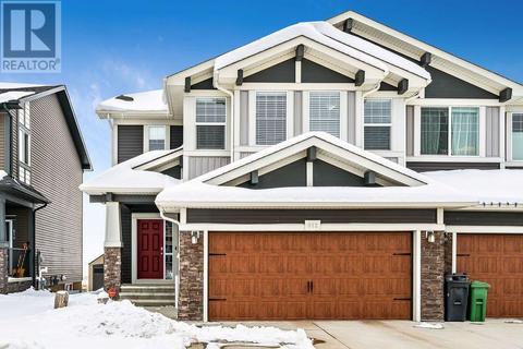 612 Edgefield Street, House semidetached with 3 bedrooms, 2 bathrooms and 4 parking in Strathmore AB | Card Image