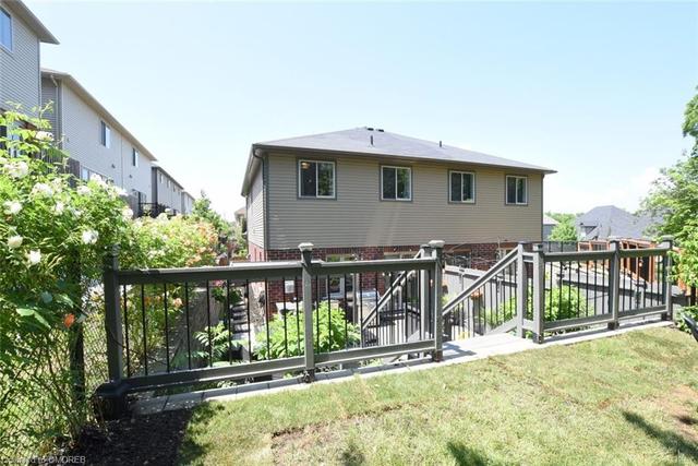 34 Rolling Lane, House semidetached with 3 bedrooms, 2 bathrooms and 2 parking in Hamilton ON | Image 27