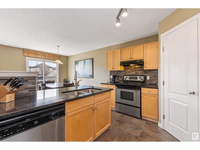 711 89 St Sw, House detached with 3 bedrooms, 2 bathrooms and null parking in Edmonton AB | Image 5