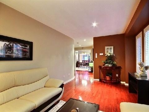 27 Trudelle Cres, House detached with 4 bedrooms, 4 bathrooms and 4 parking in Brampton ON | Image 19