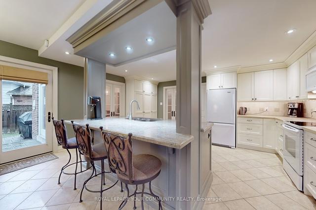15 Silver Aspen Dr, House detached with 4 bedrooms, 2 bathrooms and 4 parking in Markham ON | Image 9