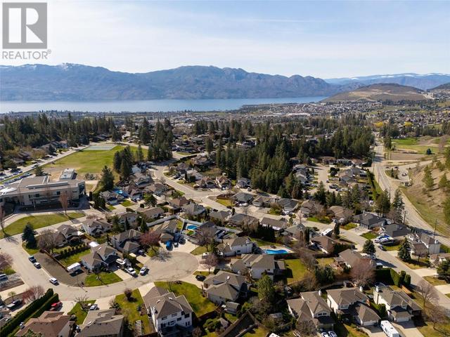2955 Ridge Place, House detached with 5 bedrooms, 2 bathrooms and 6 parking in West Kelowna BC | Image 37