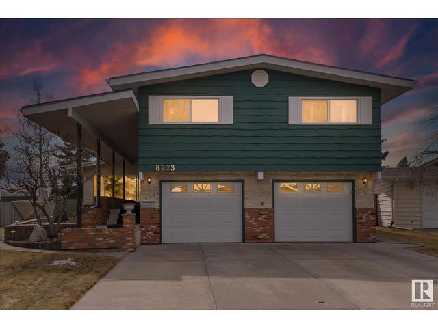 8223 34a Av Nw, House detached with 4 bedrooms, 2 bathrooms and null parking in Edmonton AB | Image 1