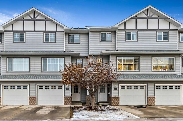 12 Crystal Shores Cove, Home with 2 bedrooms, 2 bathrooms and 2 parking in Calgary AB | Image 14