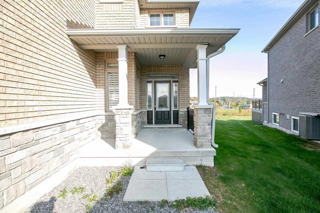 1568 Cahill Dr, House detached with 4 bedrooms, 3 bathrooms and 4 parking in Peterborough ON | Image 12