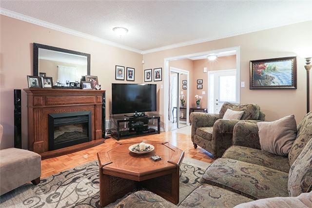 53 Dybal St, House semidetached with 4 bedrooms, 3 bathrooms and 2 parking in Vaughan ON | Image 7