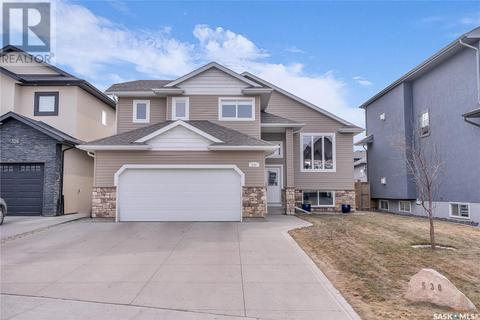 530 Hastings Crescent, House detached with 4 bedrooms, 3 bathrooms and null parking in Saskatoon SK | Card Image