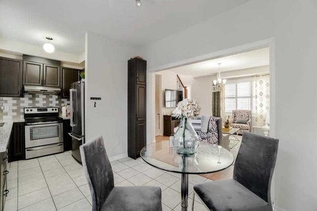 89 New Pines Tr, House attached with 3 bedrooms, 4 bathrooms and 3 parking in Brampton ON | Image 6