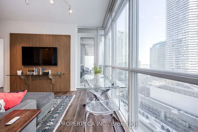 1501 - 65 Bremner Blvd, Condo with 2 bedrooms, 2 bathrooms and 0 parking in Toronto ON | Image 1