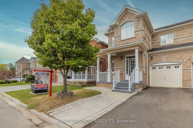 42 Amaryllis Dr, House semidetached with 3 bedrooms, 4 bathrooms and 3 parking in Brampton ON | Image 1