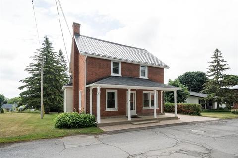 63 Union Street, House detached with 3 bedrooms, 2 bathrooms and 4 parking in Champlain ON | Card Image