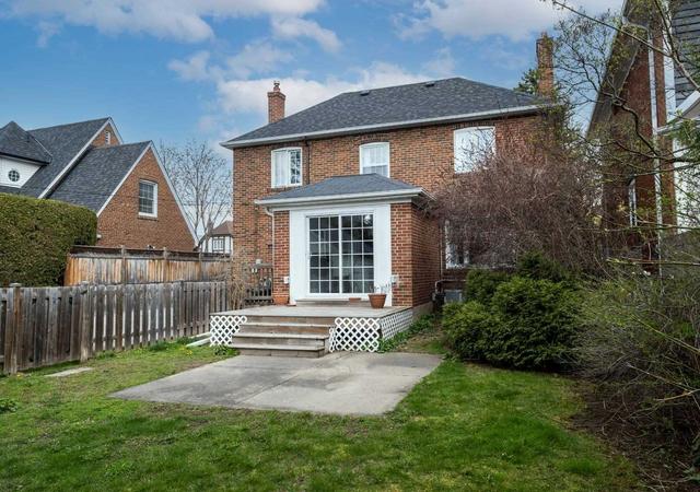 22 Cliveden Ave, House detached with 3 bedrooms, 3 bathrooms and 5 parking in Toronto ON | Image 15
