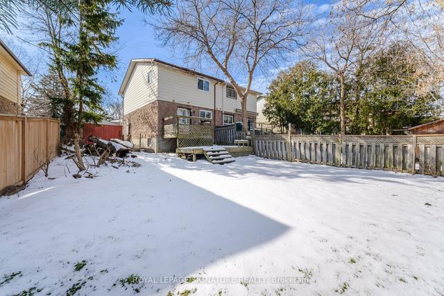 132 Capreol Crt, House semidetached with 3 bedrooms, 2 bathrooms and 3 parking in Oshawa ON | Image 30