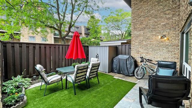 55 - 130 Ling Rd, Townhouse with 3 bedrooms, 2 bathrooms and 1 parking in Toronto ON | Image 26