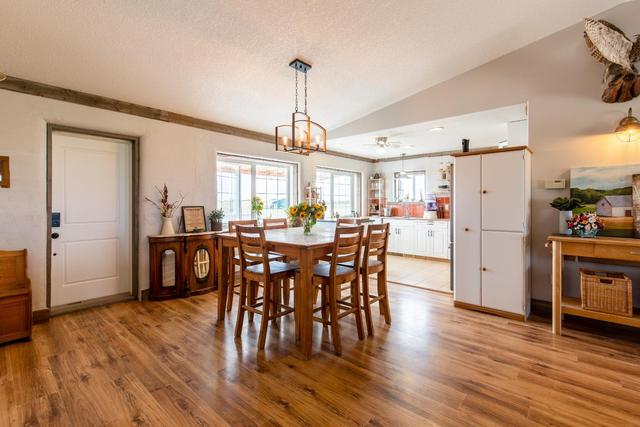 12425 Range Road 30, House detached with 3 bedrooms, 2 bathrooms and null parking in Cypress County AB | Image 12