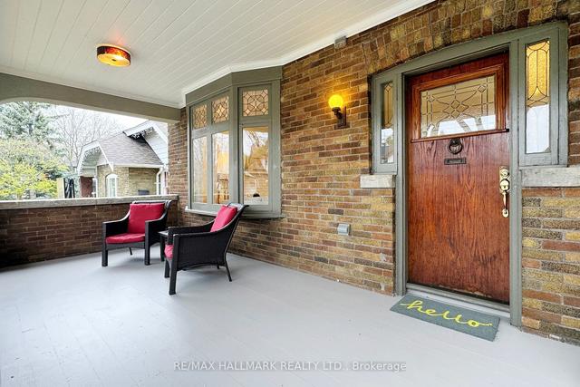 29 Oakdene Cres, House detached with 4 bedrooms, 3 bathrooms and 2 parking in Toronto ON | Image 23