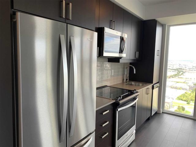 lph15 - 7895 Jane St, Condo with 2 bedrooms, 2 bathrooms and 1 parking in Vaughan ON | Image 12