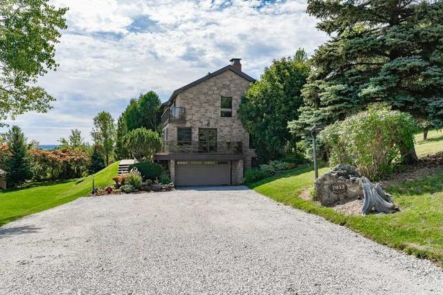 7052 Appleby Line, House detached with 4 bedrooms, 3 bathrooms and 10 parking in Milton ON | Image 1