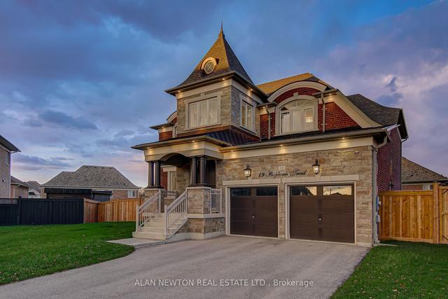 19 Bighorn Tr, House detached with 4 bedrooms, 4 bathrooms and 7 parking in King ON | Image 36