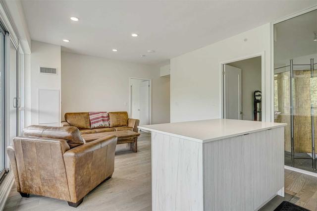 306 - 1350 Kingston Rd, Condo with 2 bedrooms, 2 bathrooms and 1 parking in Toronto ON | Image 37