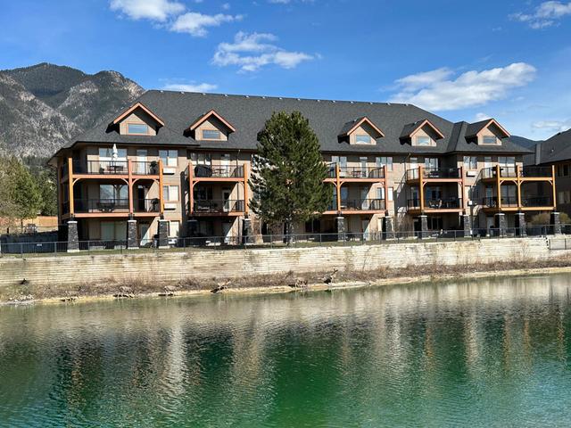 611 - 600 Bighorn Boulevard, Condo with 3 bedrooms, 3 bathrooms and null parking in Radium Hot Springs BC | Image 30