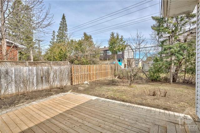 31 Hilliard Avenue, House detached with 3 bedrooms, 2 bathrooms and 3 parking in Ottawa ON | Image 29