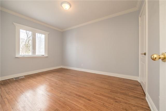 59 Thirty First St, House detached with 3 bedrooms, 2 bathrooms and 2 parking in Toronto ON | Image 12