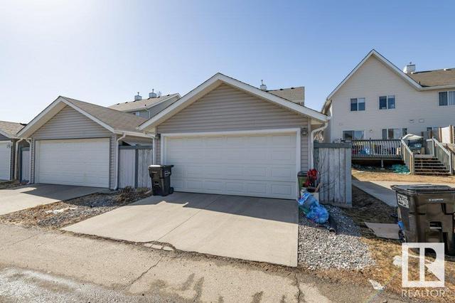 1223 76 St Sw, House semidetached with 3 bedrooms, 2 bathrooms and null parking in Edmonton AB | Image 51