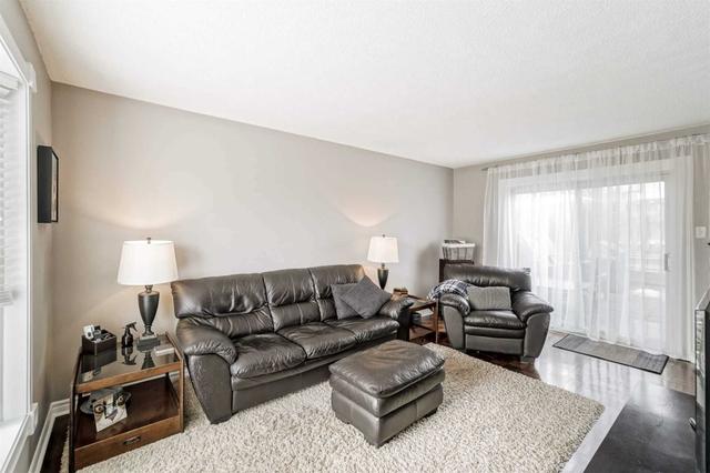 11 Hector Crt, House detached with 3 bedrooms, 2 bathrooms and 2 parking in Brampton ON | Image 17