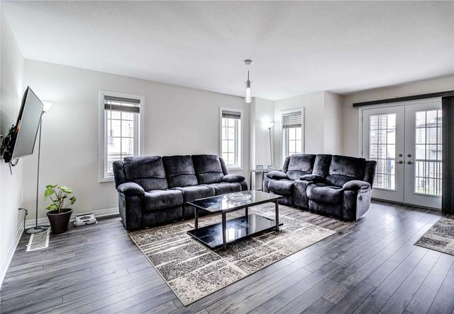 2a - 115 Southcreek Dr, Townhouse with 3 bedrooms, 3 bathrooms and 4 parking in Kitchener ON | Image 5