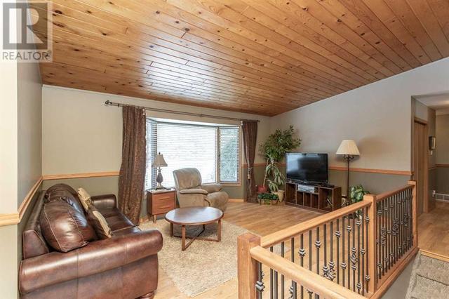 37 Morning Meadows Drive, House detached with 5 bedrooms, 2 bathrooms and 6 parking in Ponoka County AB | Image 19